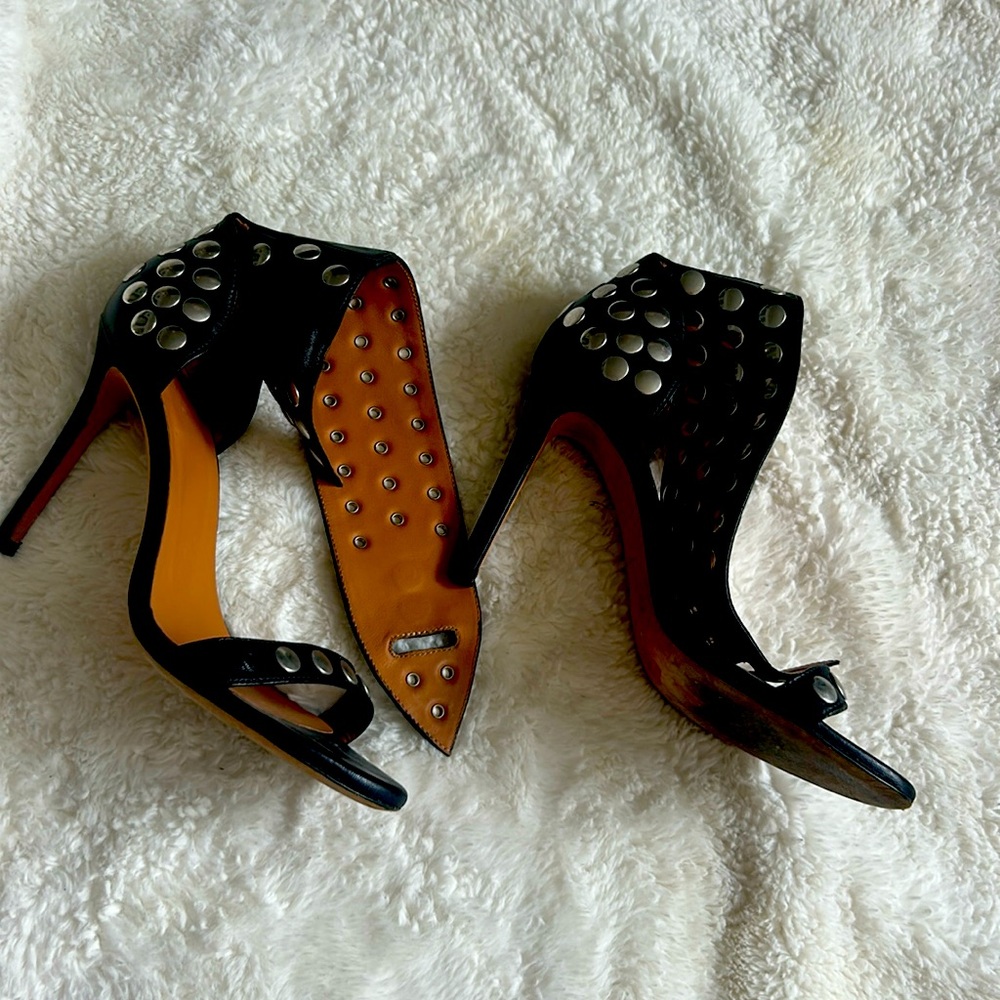 Black heels